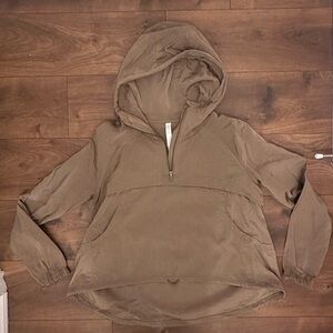 Lululemon 1/2 zip pull over
